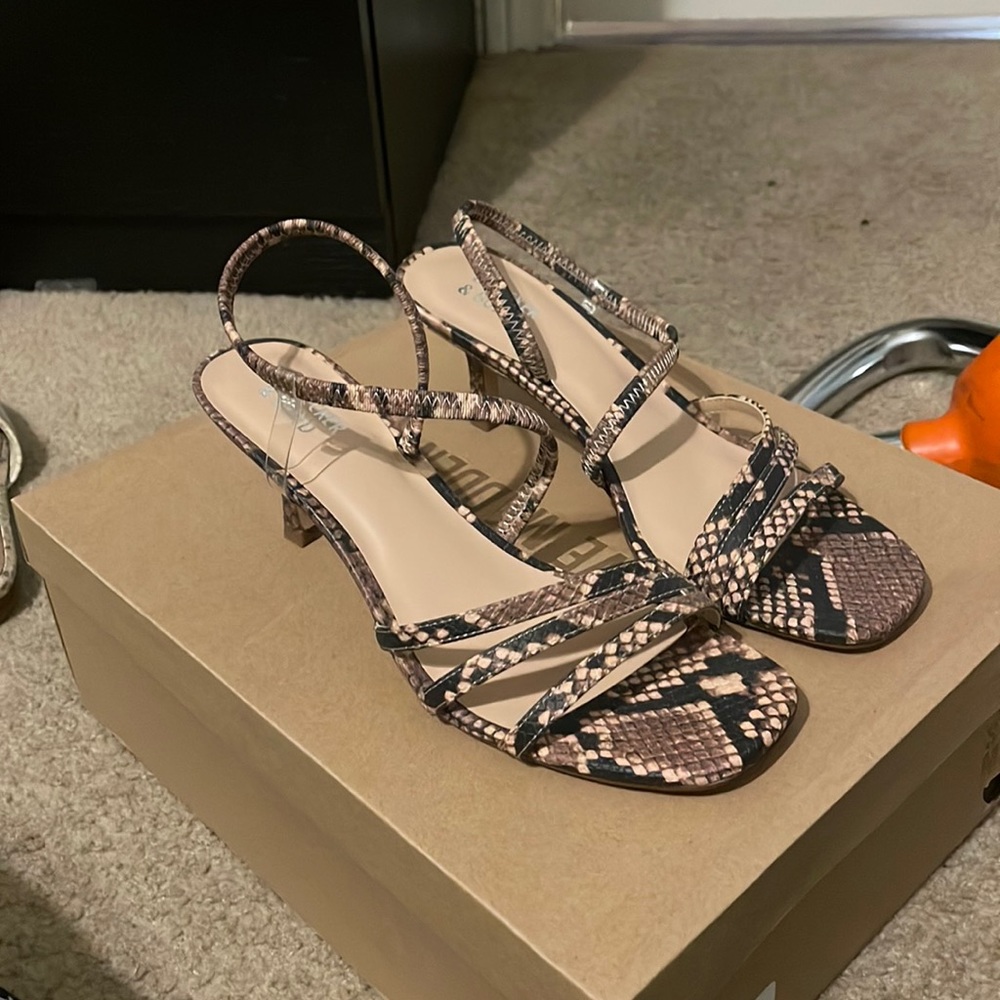 Brand new kitten heels